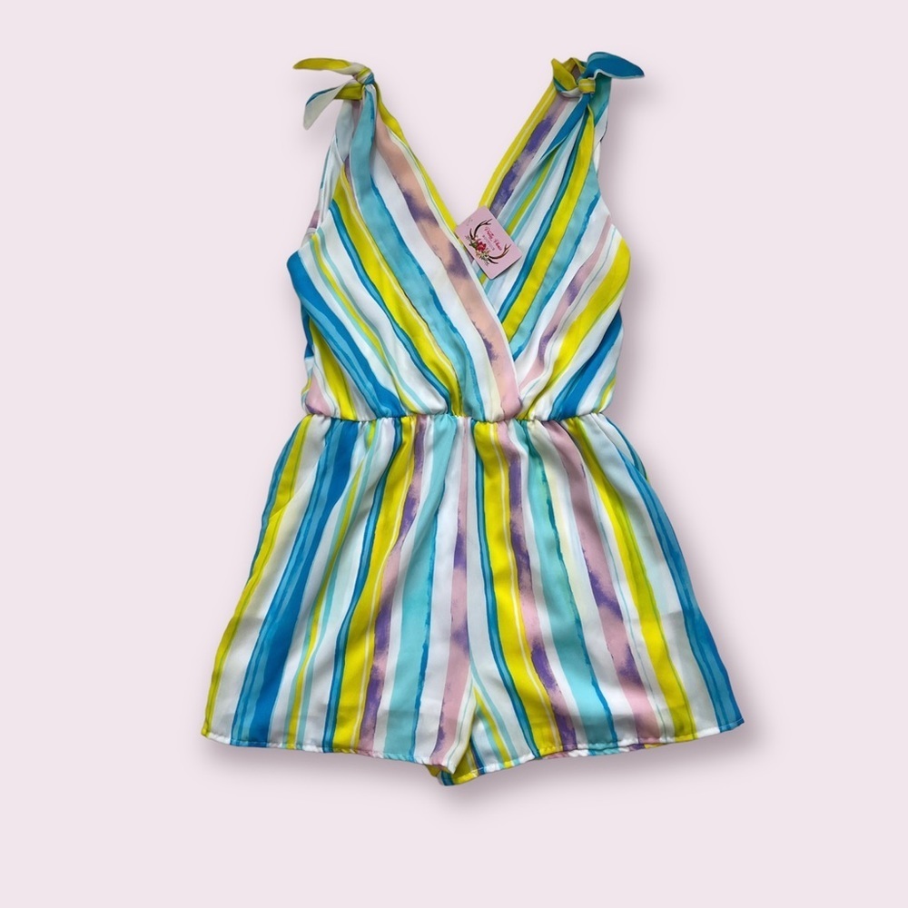 Colorful Flowy Halter V Neck Adjustable Top Summer Stripes Size M